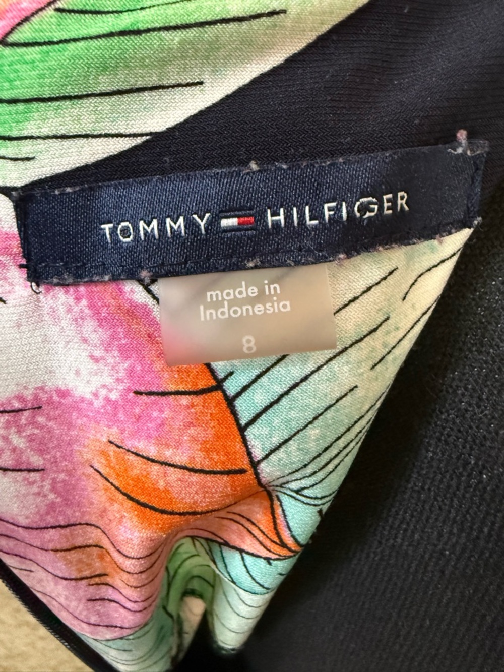 Tommy Hilfiger Floral Tropical Shift Dress Size 8 - Picture 6 of 7